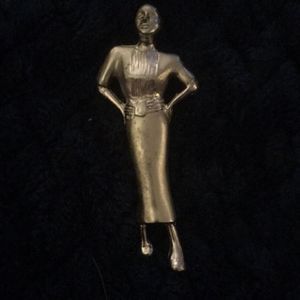 Vintage ELLE Brooch of Stately Woman
